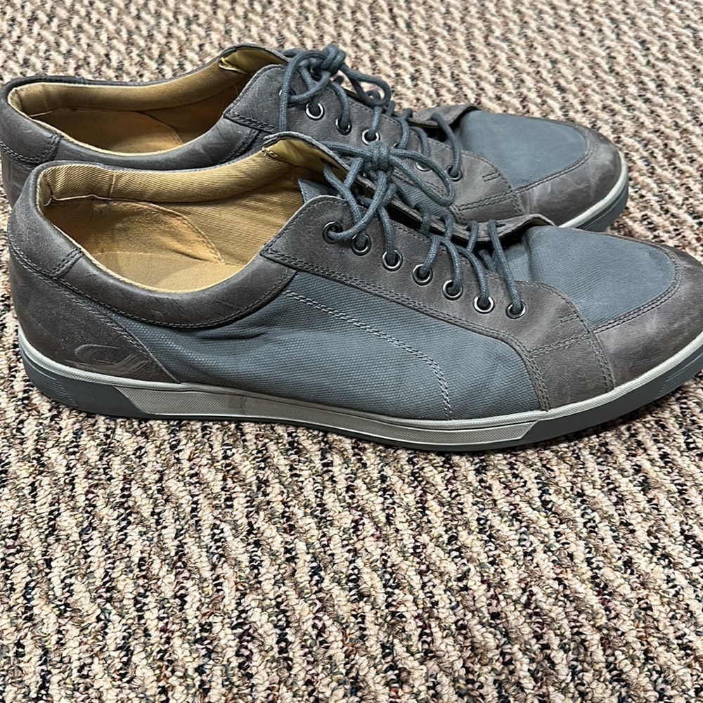 New cole haan men’s sneakers - Picture 2 of 4